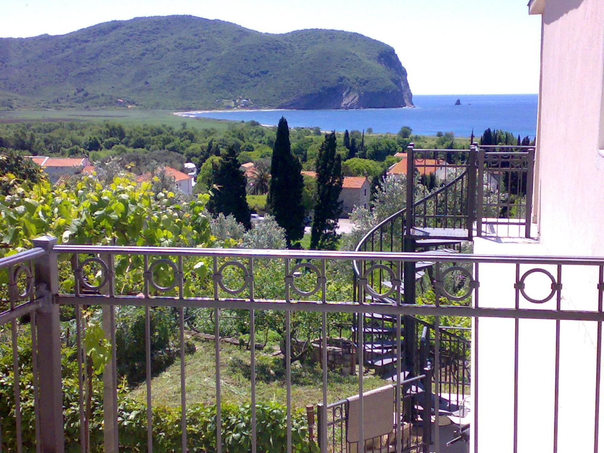 Apartments Midzor Petrovac Eksteriør bilde